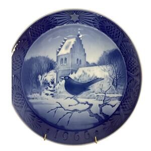 Vintage 1966 Royal Copenhagen Kai Lange Blackbird at Christmastime Plate